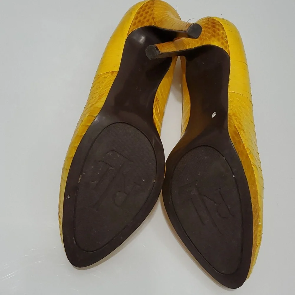 Ralph Lauren reptile shoes. Kailee stiletto pumps. Size 9B. - Picture 6 of 13